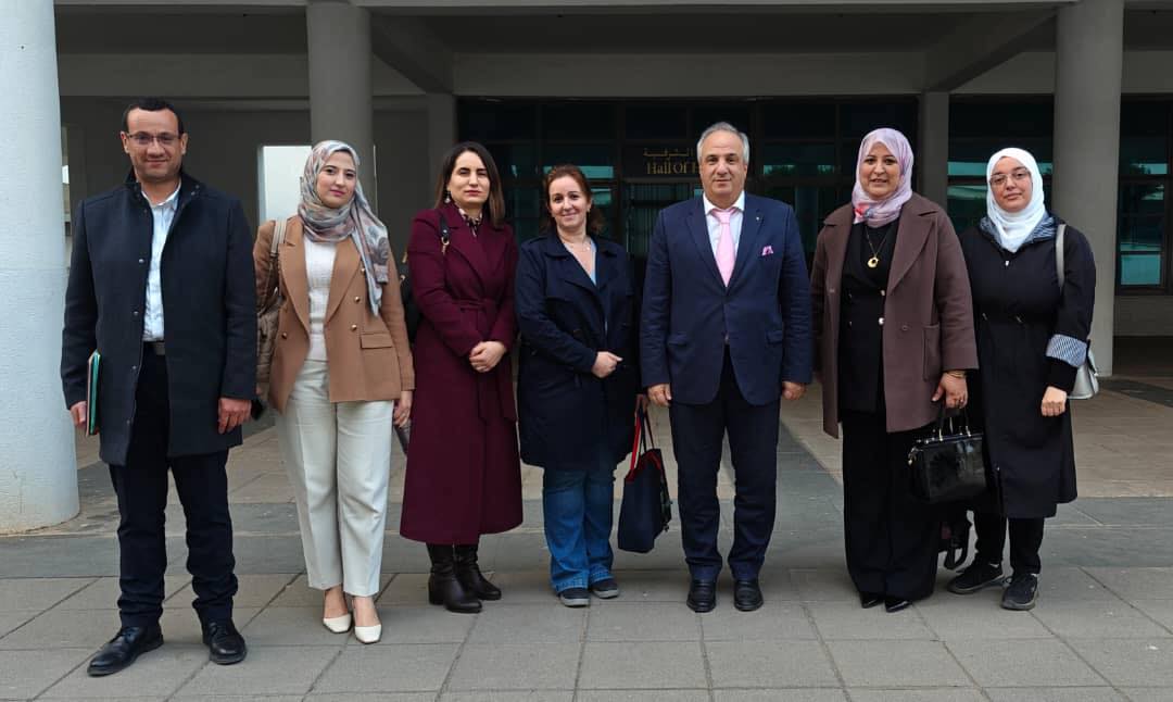 تنصيب خلية التعاون والتنقل الأكاديمي في اللغة الإنجليزية الطبية